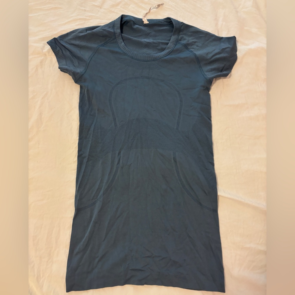 Lululemon Swiftly Tech Size 4 - image 1